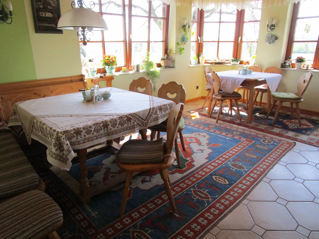 Haus Sundl - Privatzimmer Emmersdorf an der Donau Extérieur photo