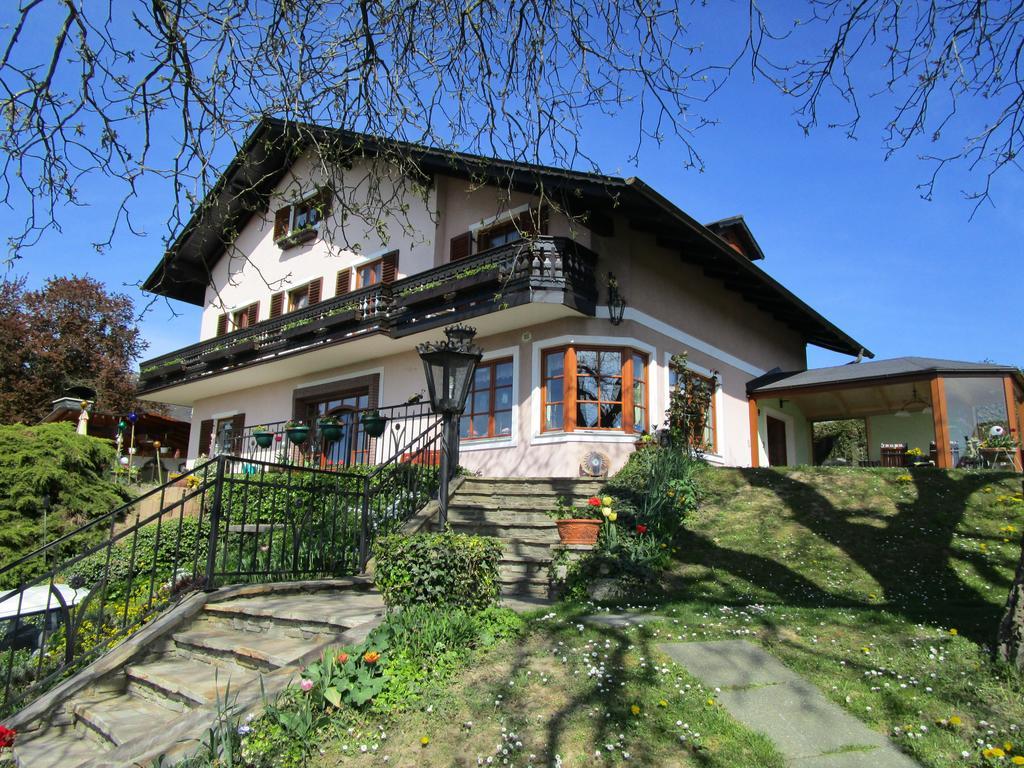 Haus Sundl - Privatzimmer Emmersdorf an der Donau Extérieur photo